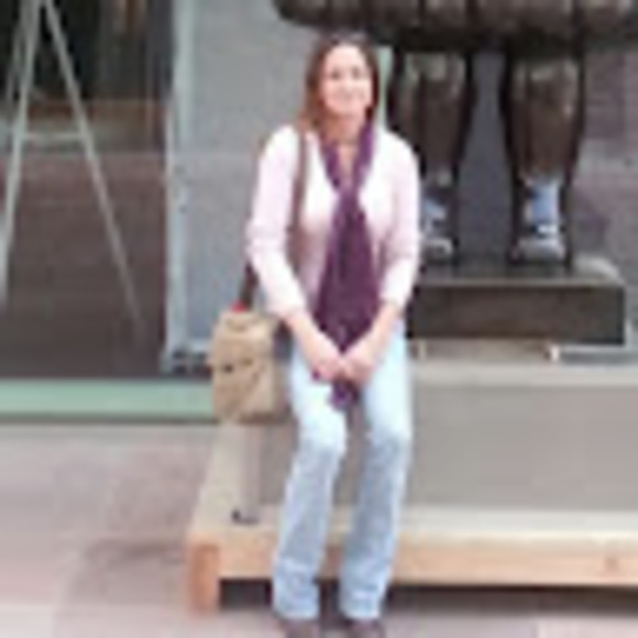 Meet your Posher, Amanda - Picture 1 of 1